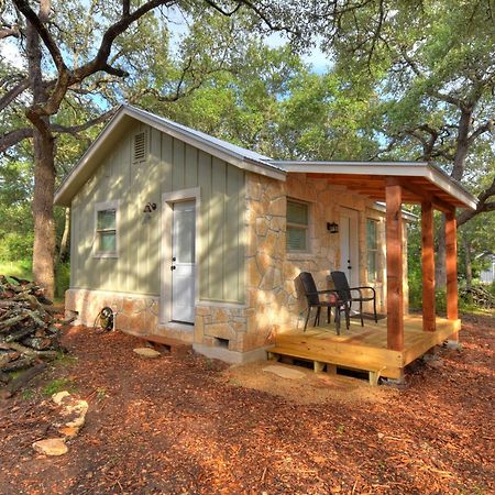 Cabins At Flite Acres - Mockingbird Cabin Wimberley Exterior foto